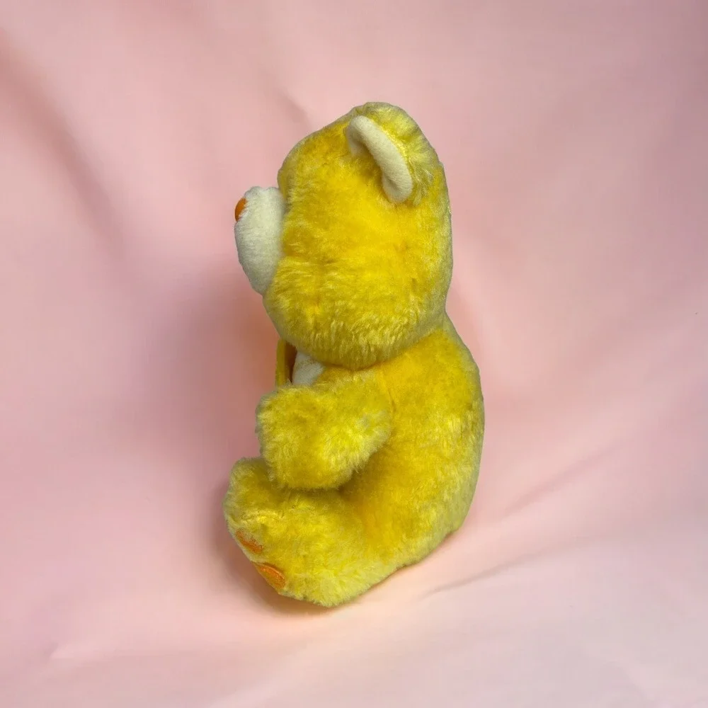 VNT 1984 American Greetings Sunshine And Love A Lot Care Bear Banks With Stopper